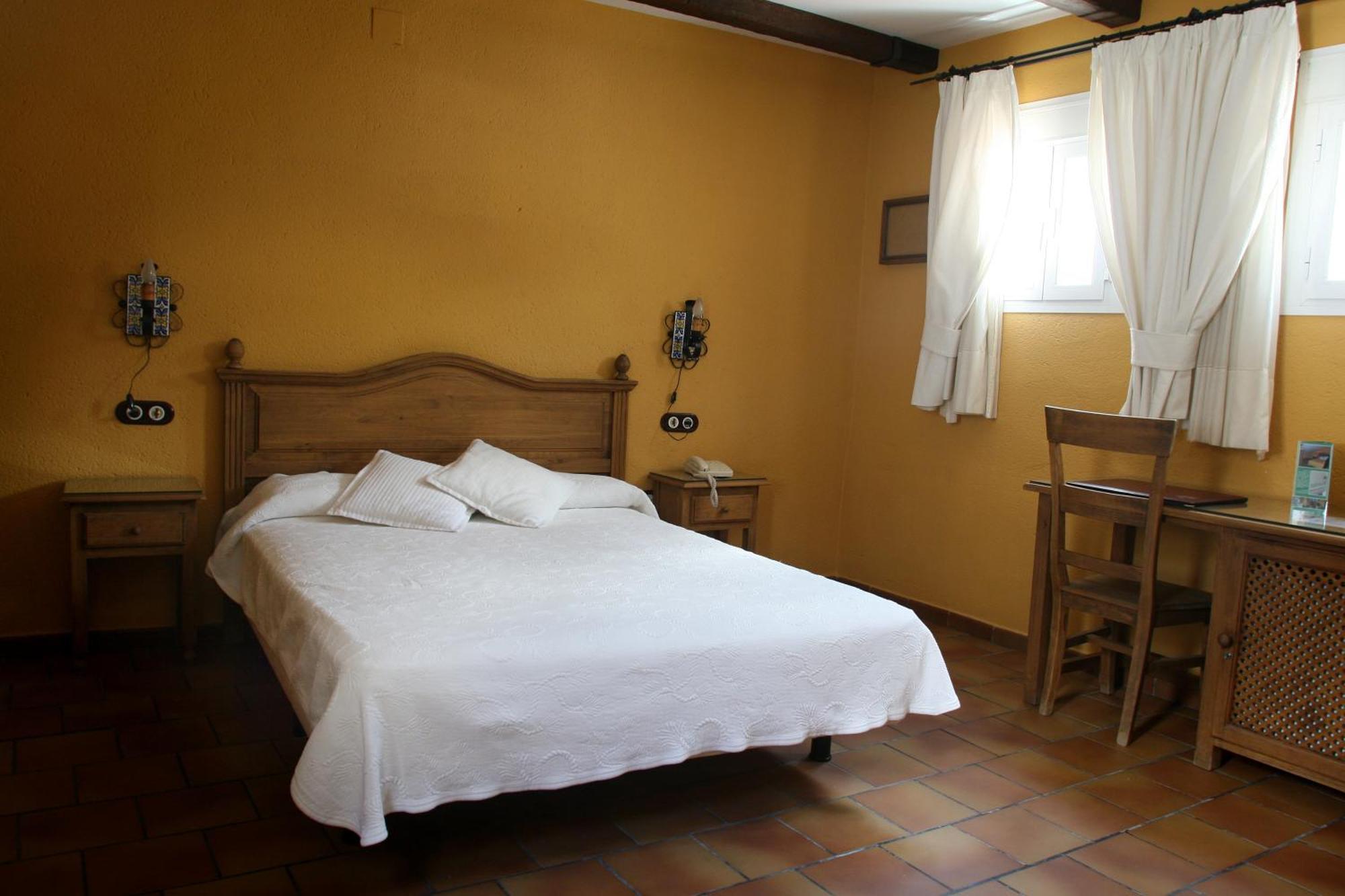 Hotel El Tabanco El Bosque Bagian luar foto