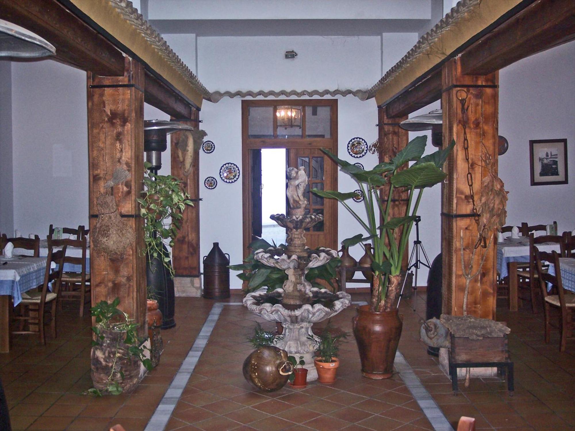 Hotel El Tabanco El Bosque Bagian luar foto
