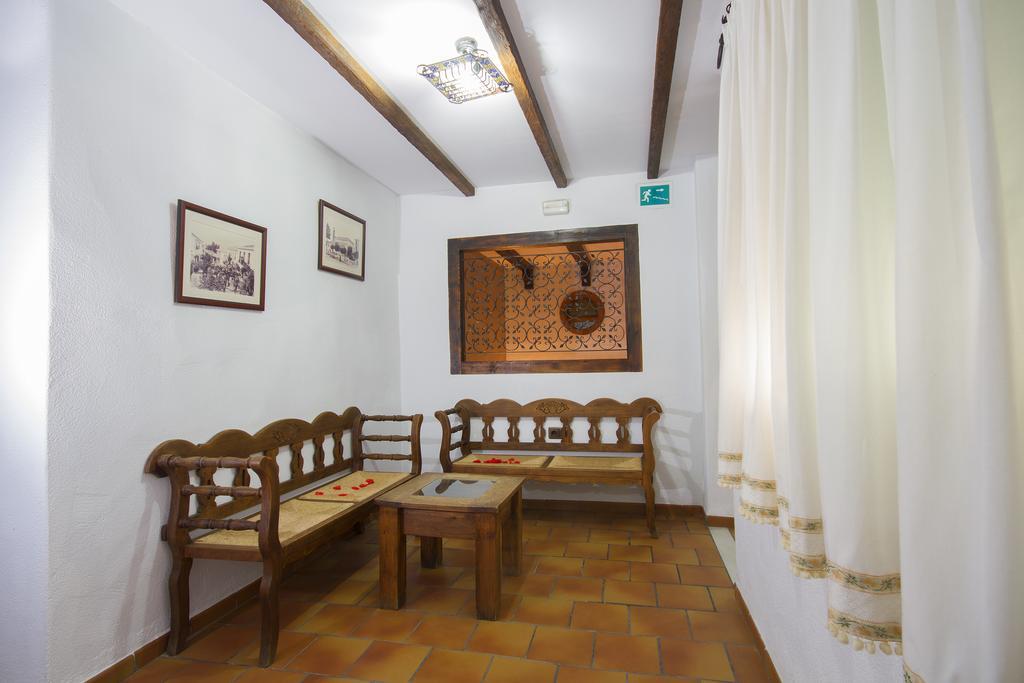 Hotel El Tabanco El Bosque Bagian luar foto
